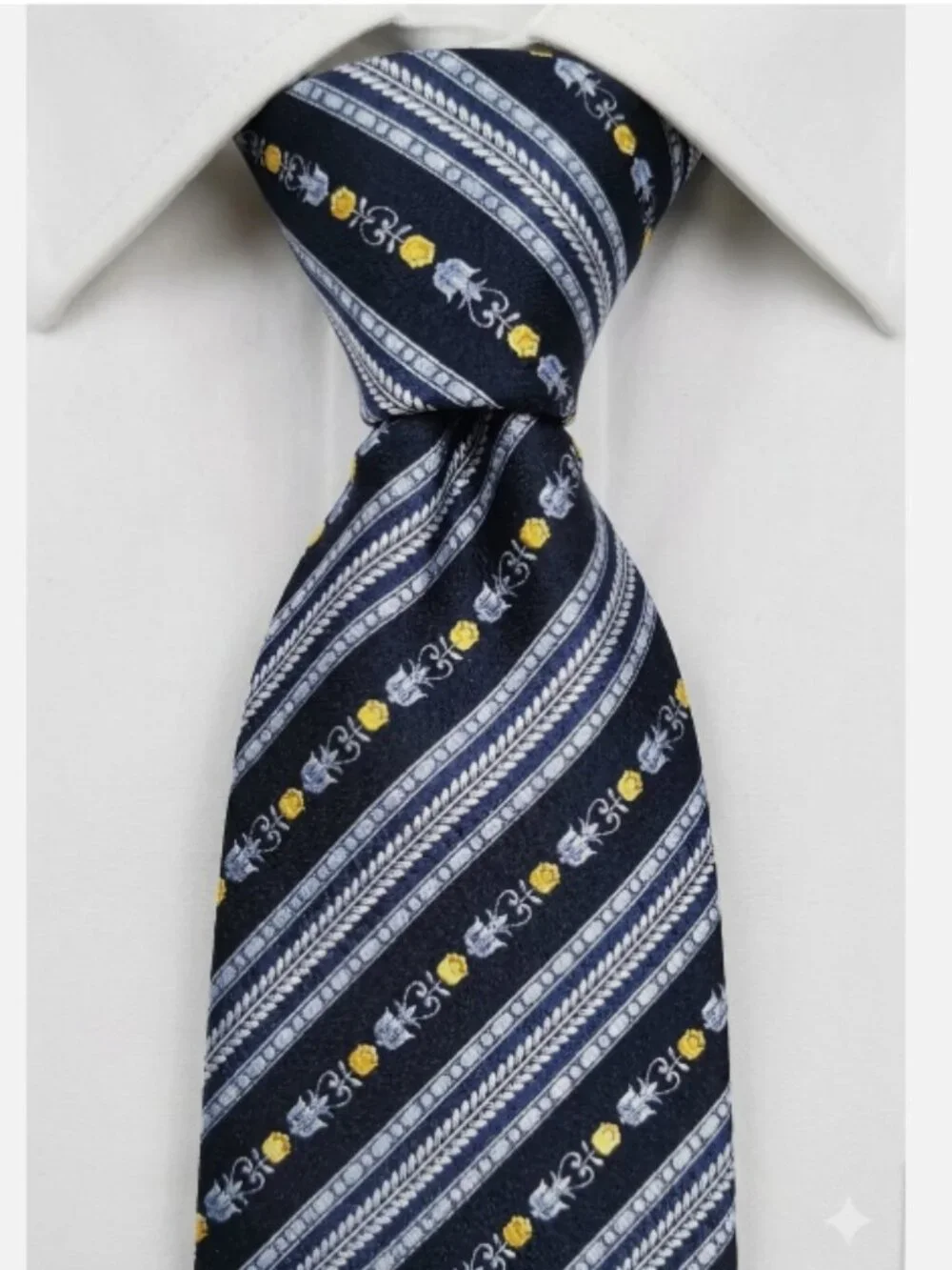 Gianni Versace Men's 100% Silk Tie Black Silver Gold Medusa Floral Italy
